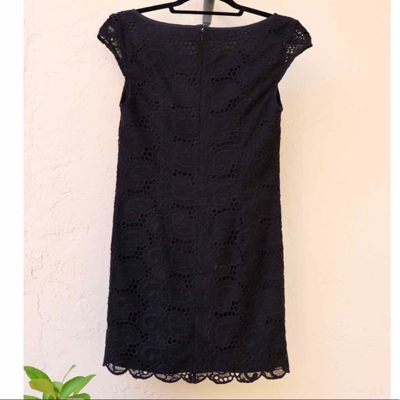 Robbi & Nikki Black Lace Mini Dress XS - Picture 2 of 3
